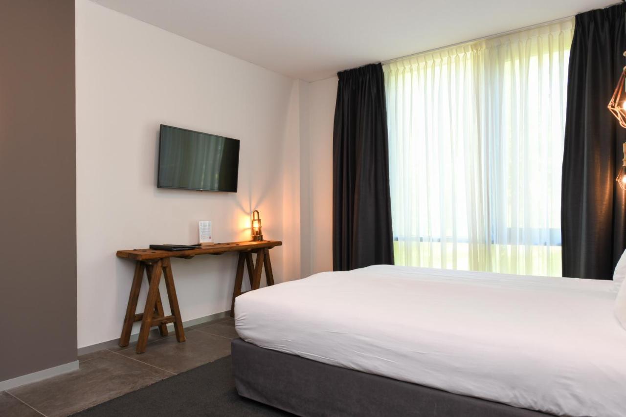 Hotel De Roode Schuur Nijkerk Bagian luar foto