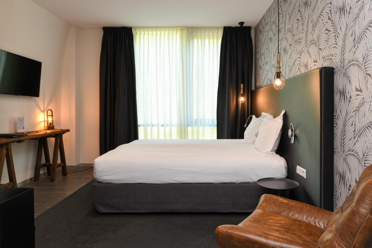 Hotel De Roode Schuur Nijkerk Bagian luar foto