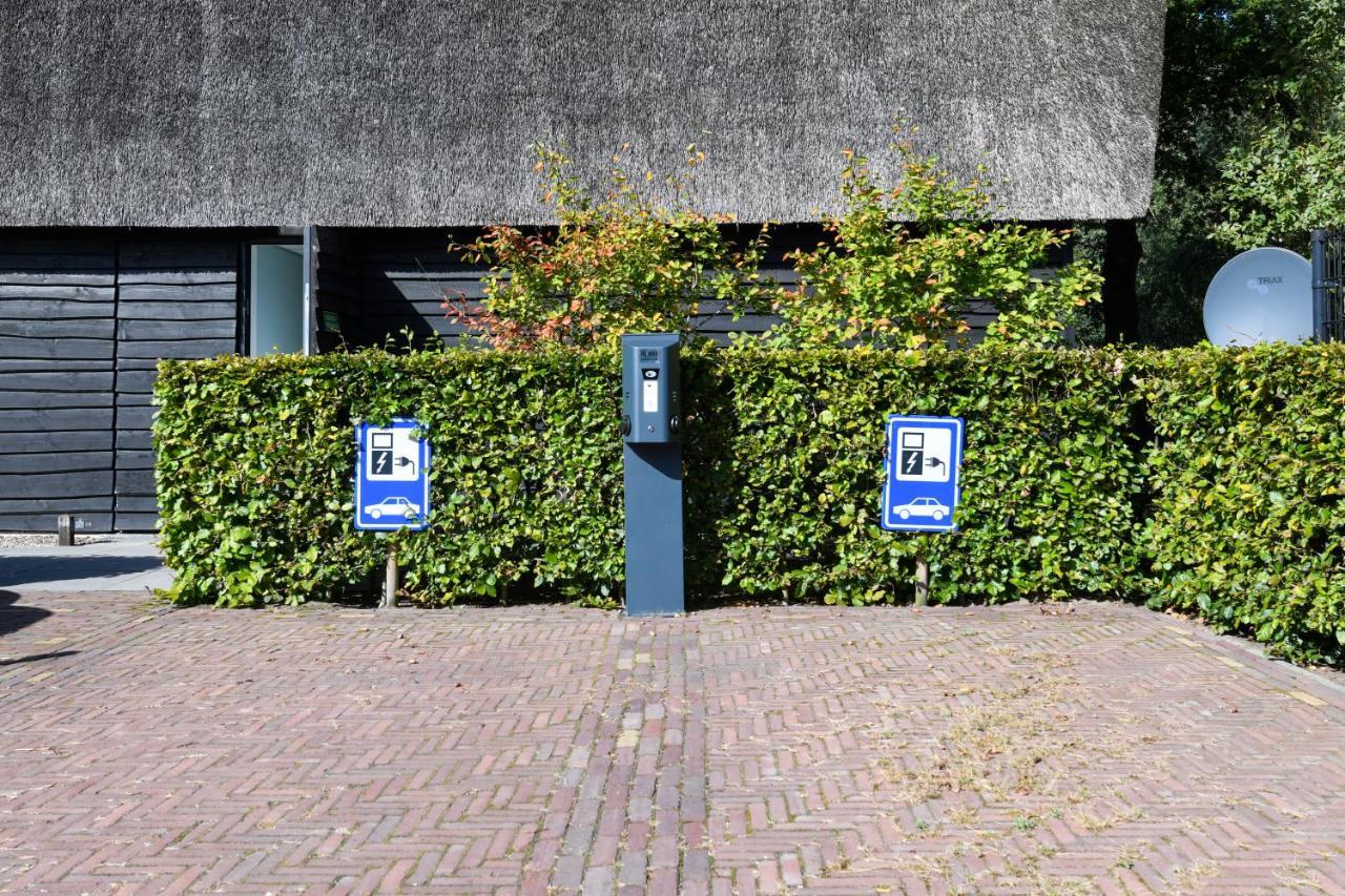 Hotel De Roode Schuur Nijkerk Bagian luar foto