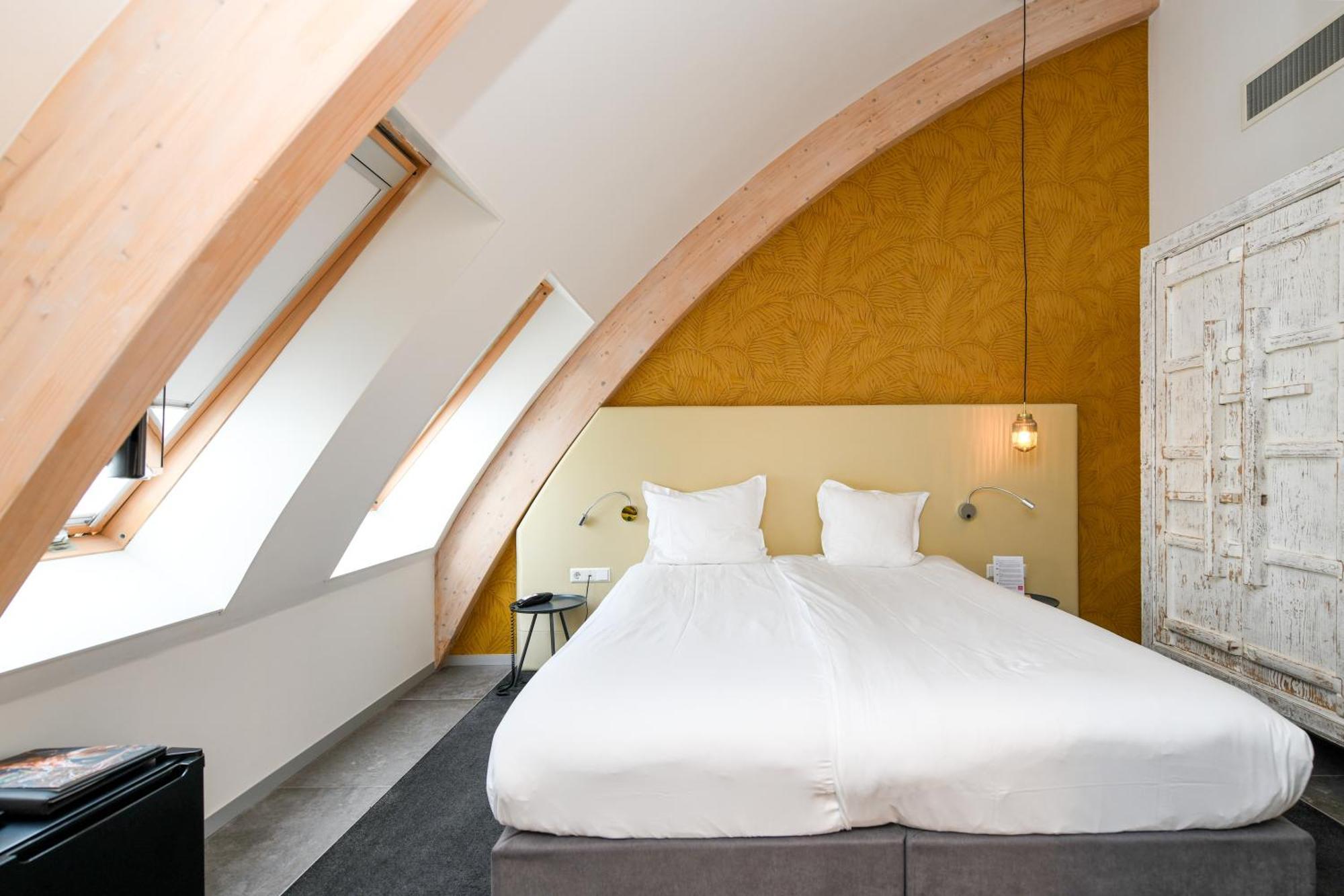 Hotel De Roode Schuur Nijkerk Bagian luar foto